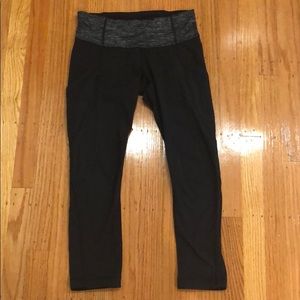 Lululemon Capri yoga pants